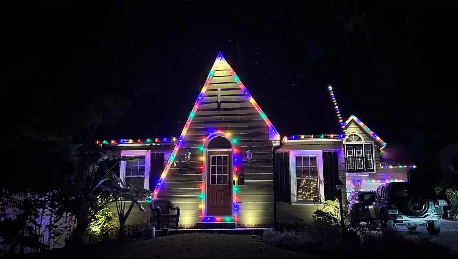 Christmas Light Installation & Removal Christmas Light Installation & Removal